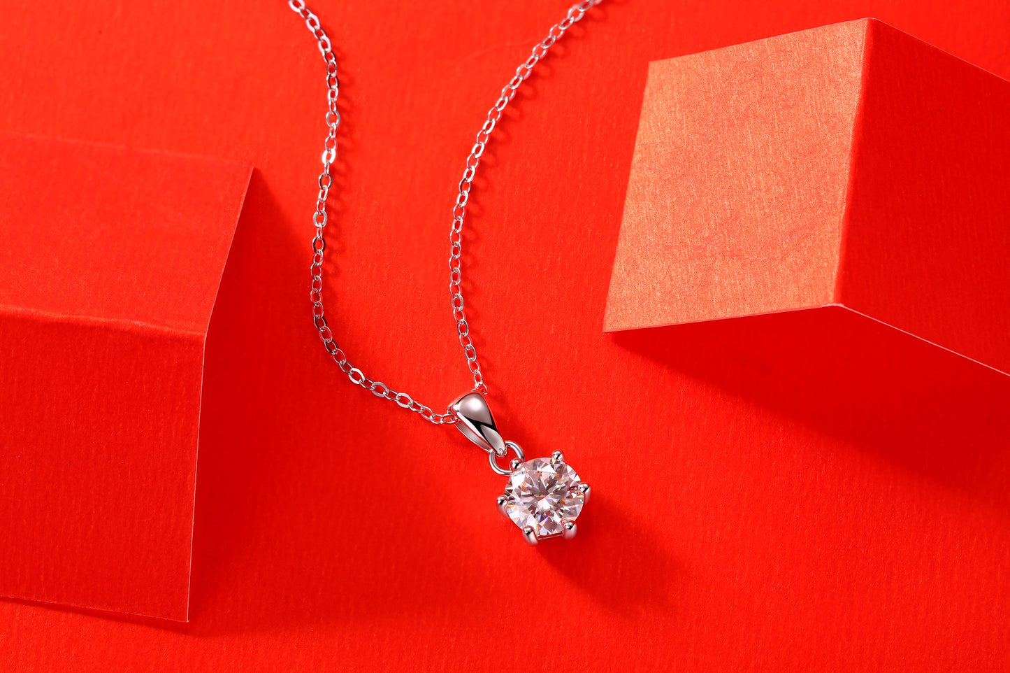 Diamond Jewerly Necklace Pendant 
Set With 1-carat, 2-carat And 3-carat Moissan Diamonds
 S925 Sterling Silver And Platinum-plated. 
Fashionable And Trendy Jewerly.